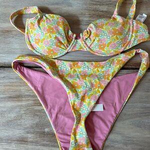 Dippin Daisys Tides Bikini Top & Bottom L floral boho ✌🏼